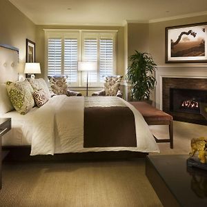 Luxury King Room